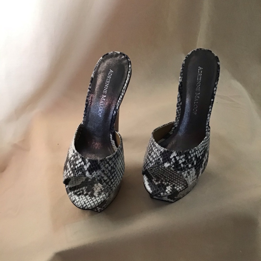 Adrienne Maloof python slides size 6 - Picture 2 of 4